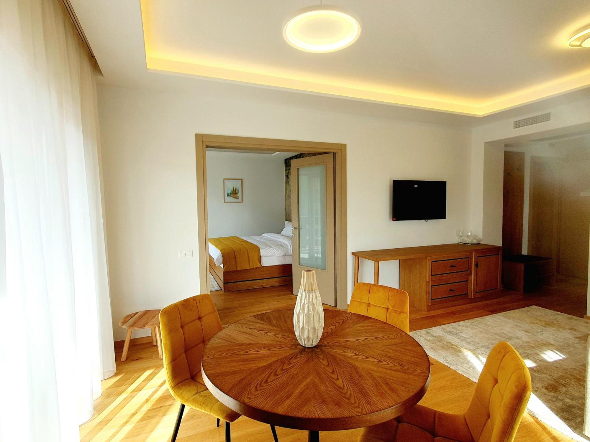 Pensiunea Leonida - Resort Leonida Poiana Tapului Εξωτερικό φωτογραφία